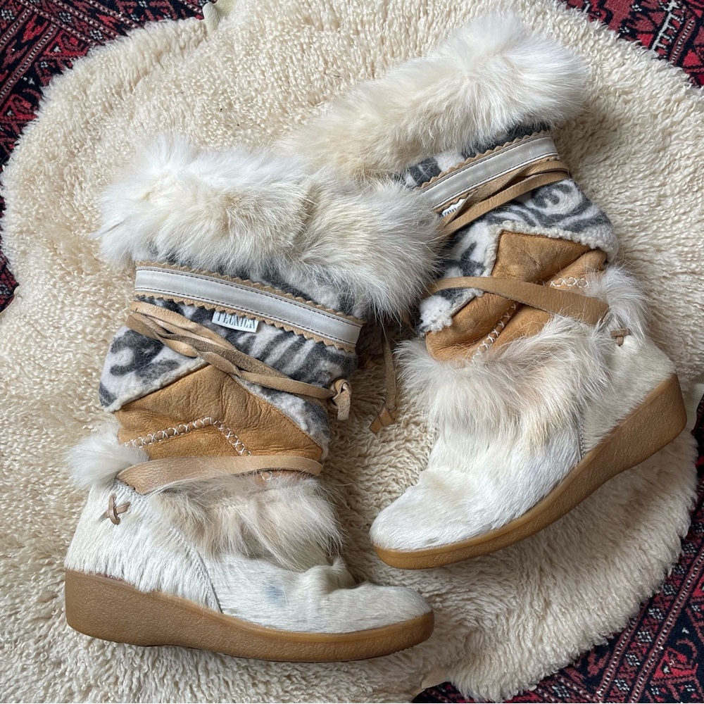 Vintage fur suede fringe boots - cold weather or festival chic